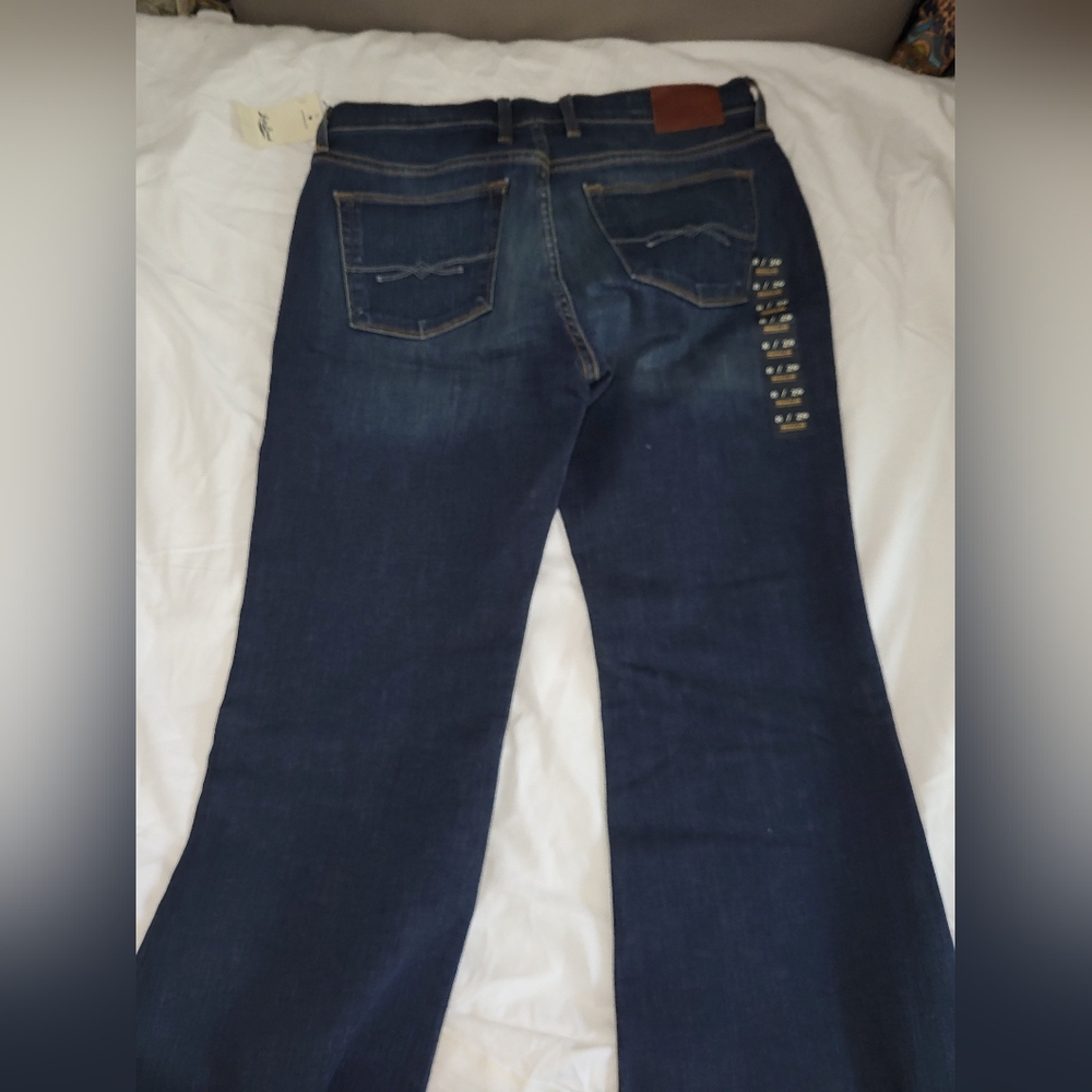 Lucky Brand Jeans * - Picture 2 of 3